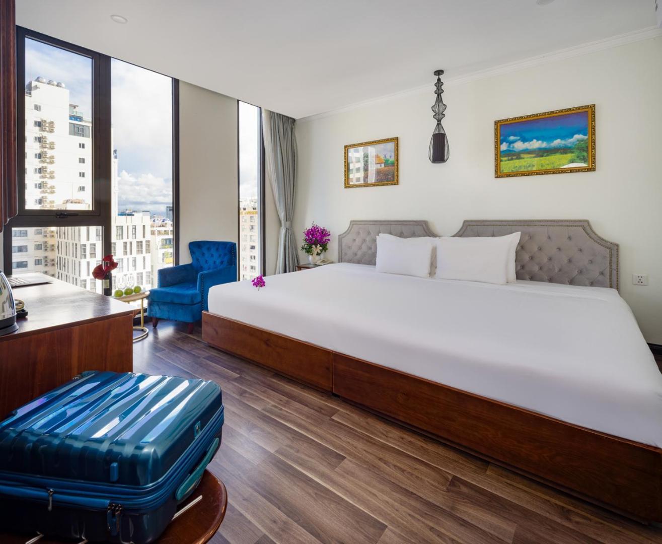Minh Chau Premium Hotel Danang Exterior photo